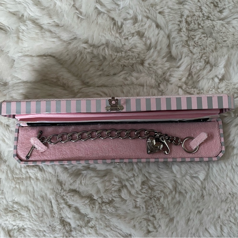 Juicy couture charm bracelet silver